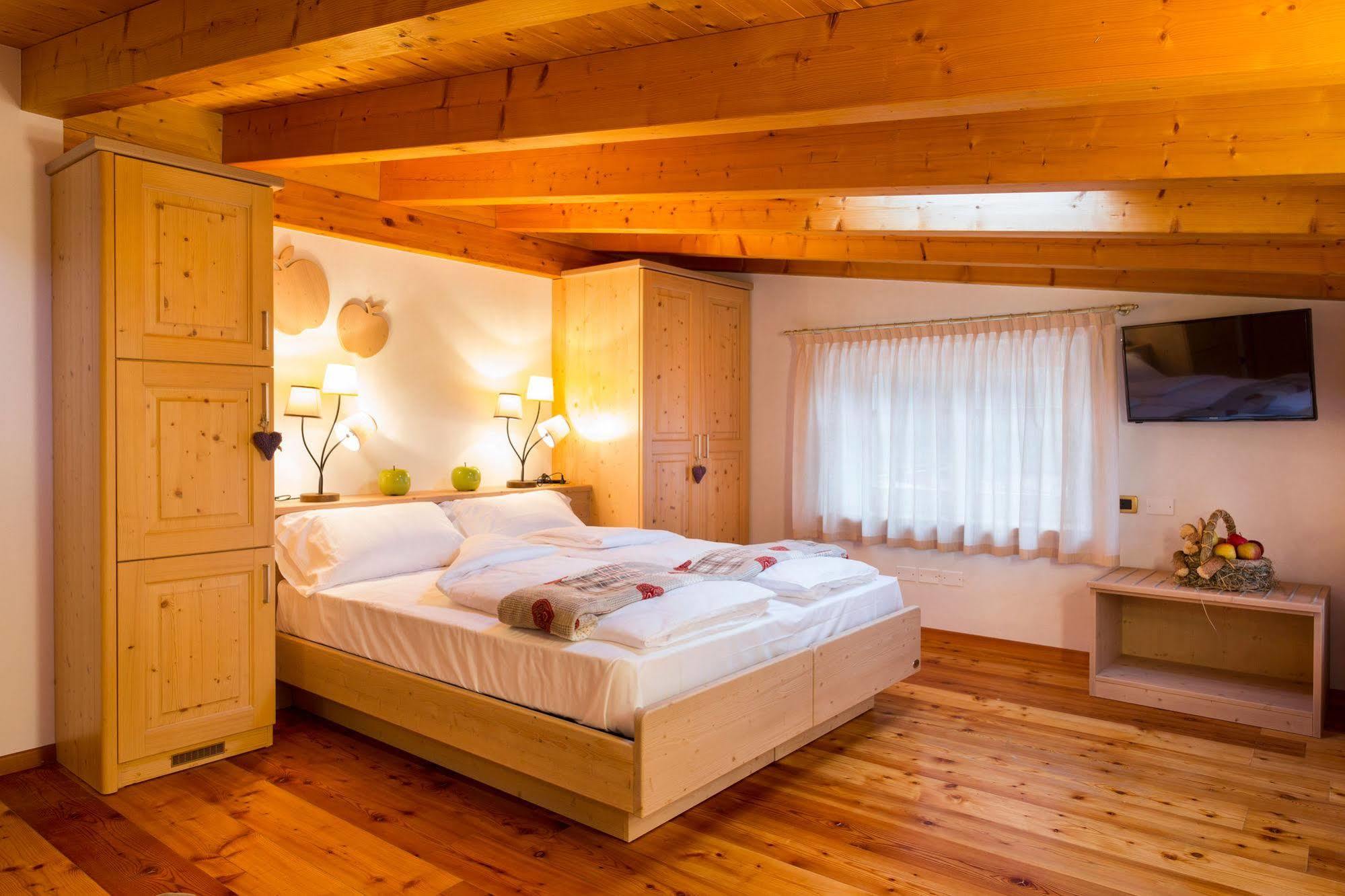Villa Bio Agritur Le Millemele à Spormaggiore Extérieur photo